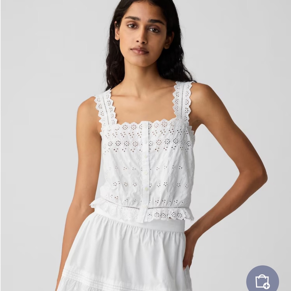 Gap x DÔEN Cropped Eyelet Sleeveless Vest Top